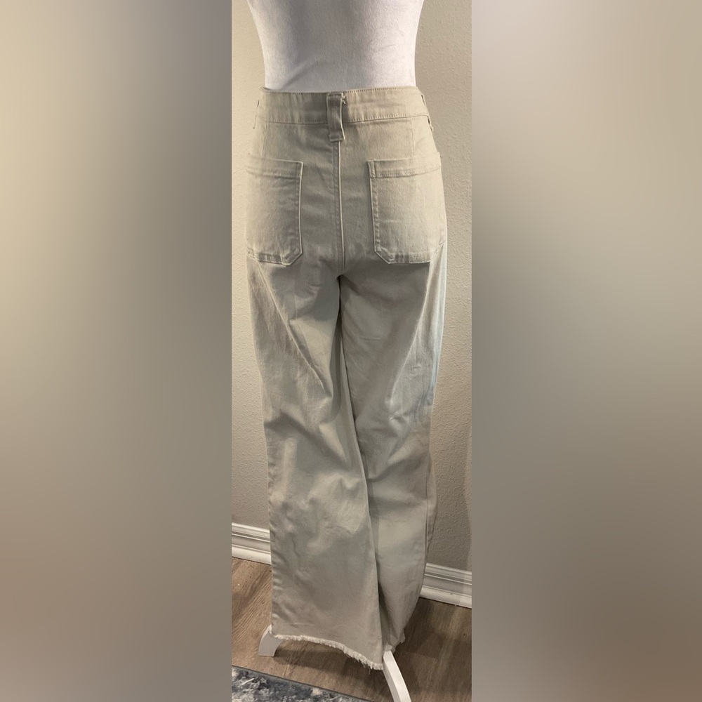 Celebrity Pink REgeneration Beige Patch Pocket Jeans - Picture 5 of 9